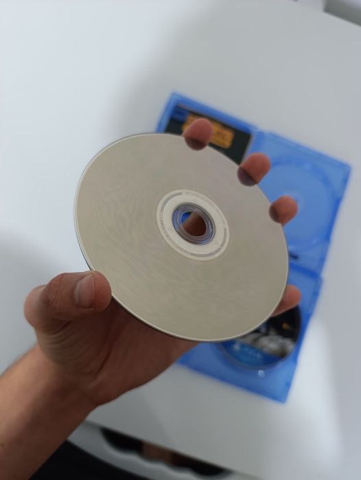 Продам игру пс 4-5