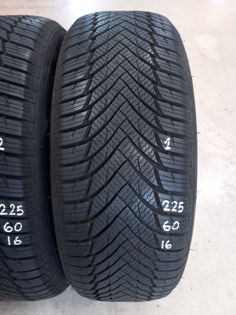 225/60R16 102H 4бр.MINERVA EKSTRA LOAD Неразличими от НОВИ