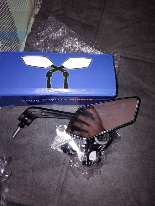 Продам зеркала комплект