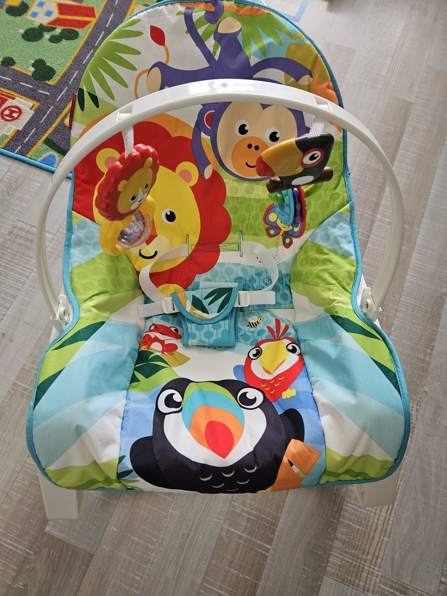 Шезлонг Fisher Price