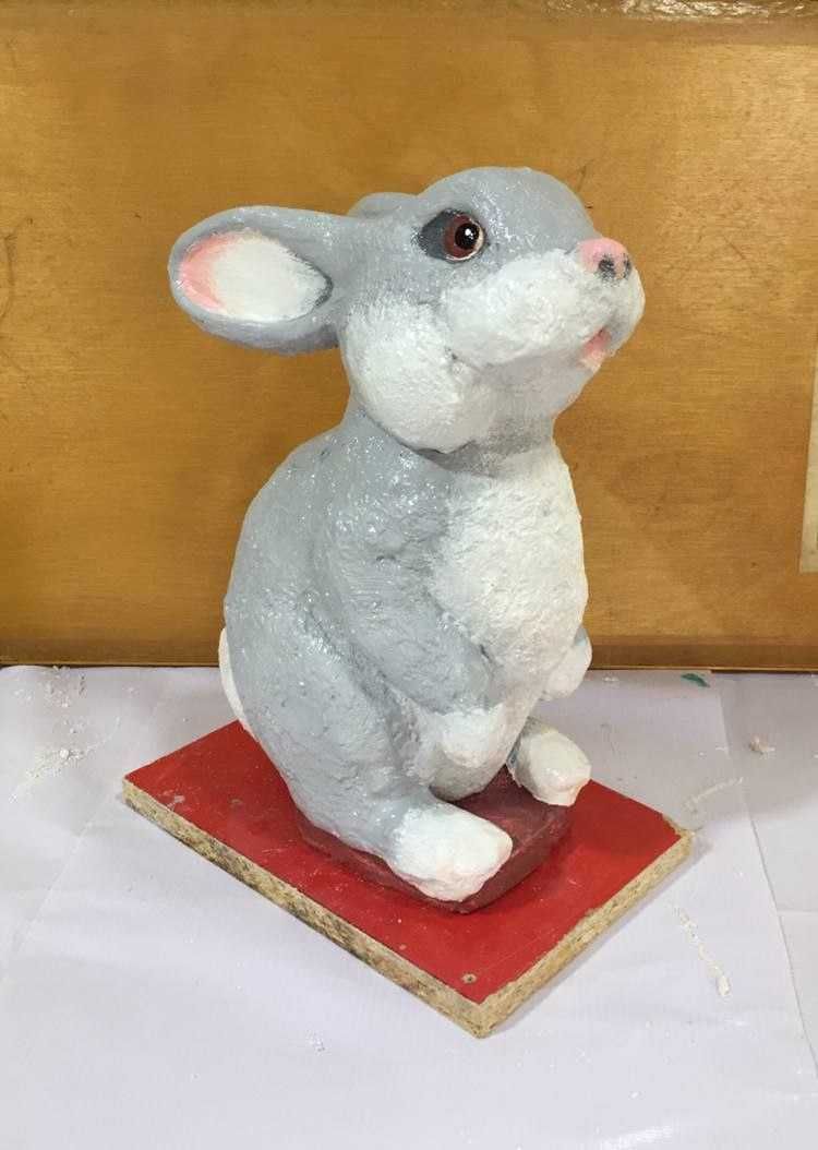 Хайкаллар ясемиз
