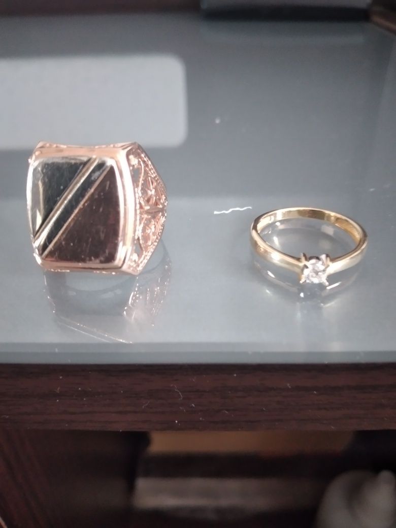 Кольцо женское с бриллиантом