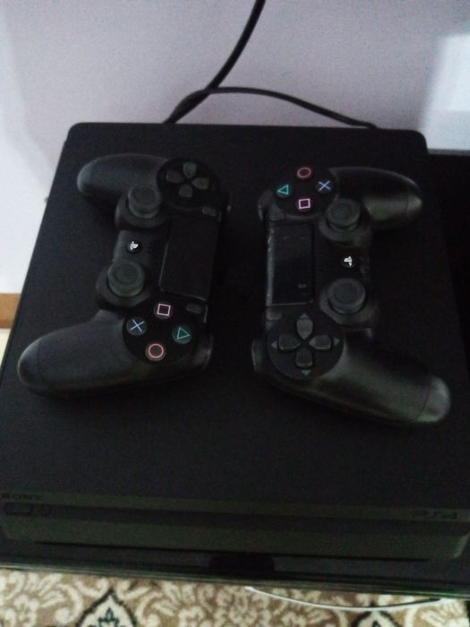 Продается playstation 4