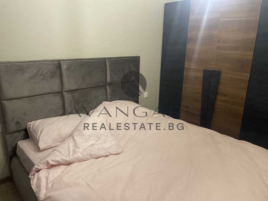 Продава се Двустаен апартамент в Пловдив, Кючук Париж - 70 кв.м за 2040 €/кв.м - Снимка #8