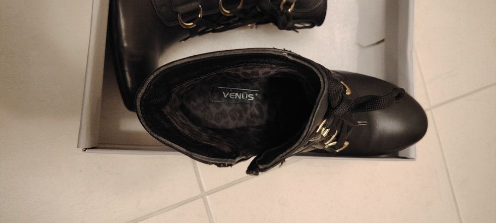 Боти Venus 37  естествена кожа