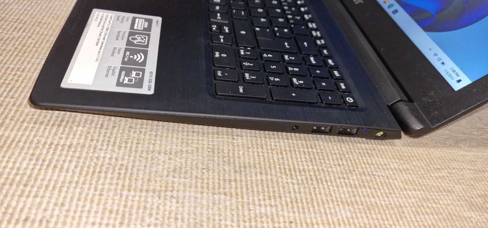 Laptop Acer Aspire3 Intel Gen7 I5 7200u SSD Ram 12Gb Video MX 130 2Gb