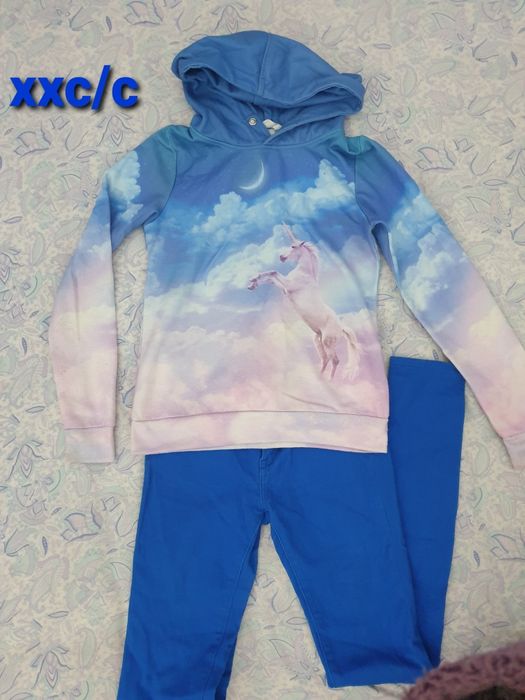 Дрешки за момиче по 5/10 лв лота