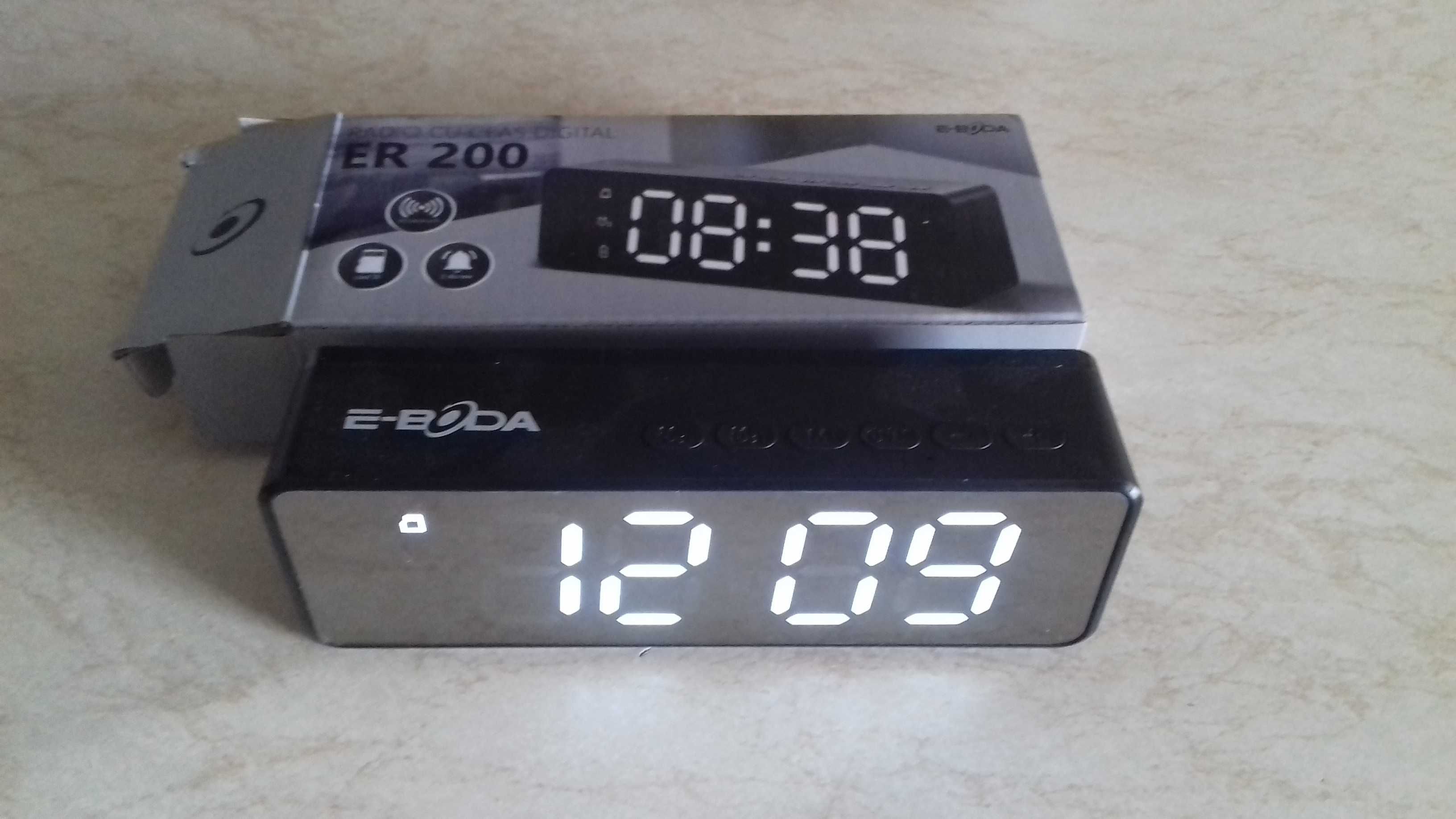 Boxa multifunctionala cu sd-card muzica populara