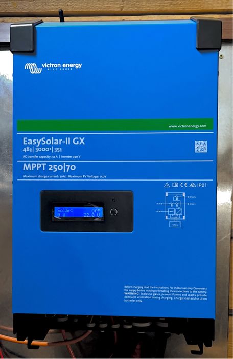 Vand invertor Hibrid Victron Easy Solar II GX