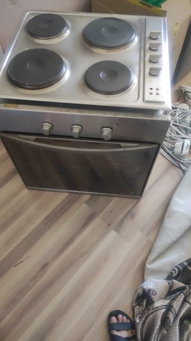 Продам варочную поверхность, плиту