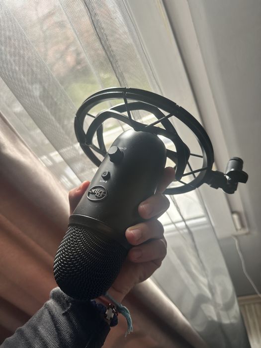 Blue Radius III Shockmount