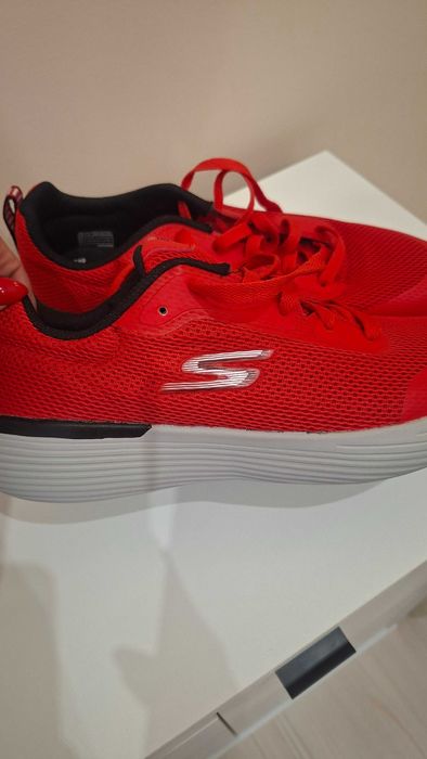 Маратонки SKECHERS