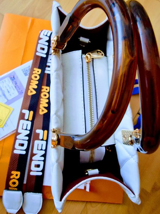 Geanta damă,editie limitată, logo imprimat, saculet, etichetă