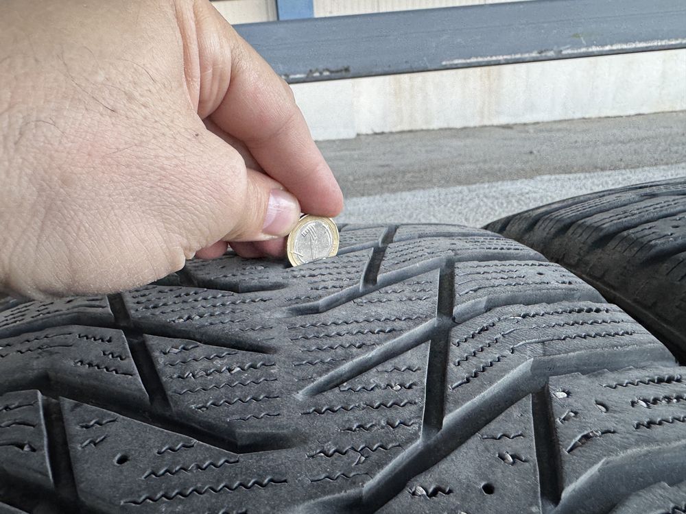 255/45 R19 Sailun Iceblazer