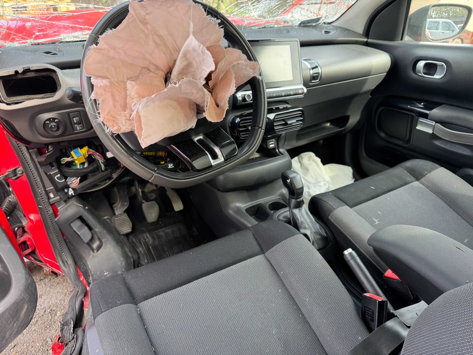 CITROEN C4 CACTUS (2015) 1.2i 16V Piese Auto Dezembrate