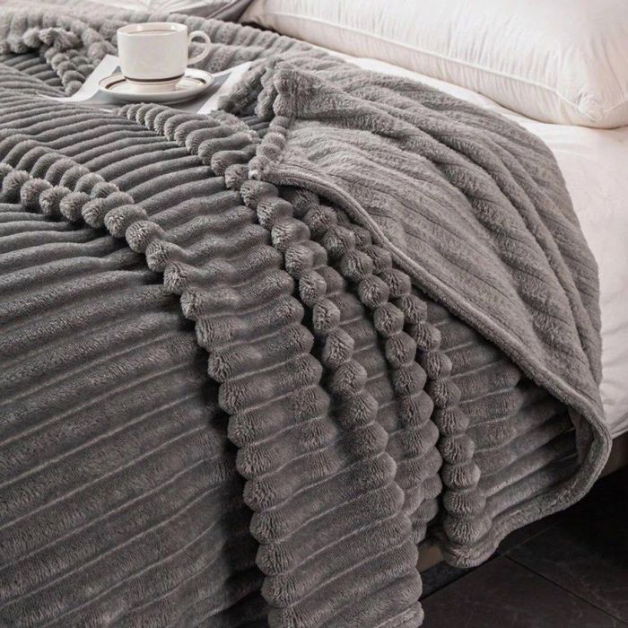 Луксозни пухкави одеяла 200/230см