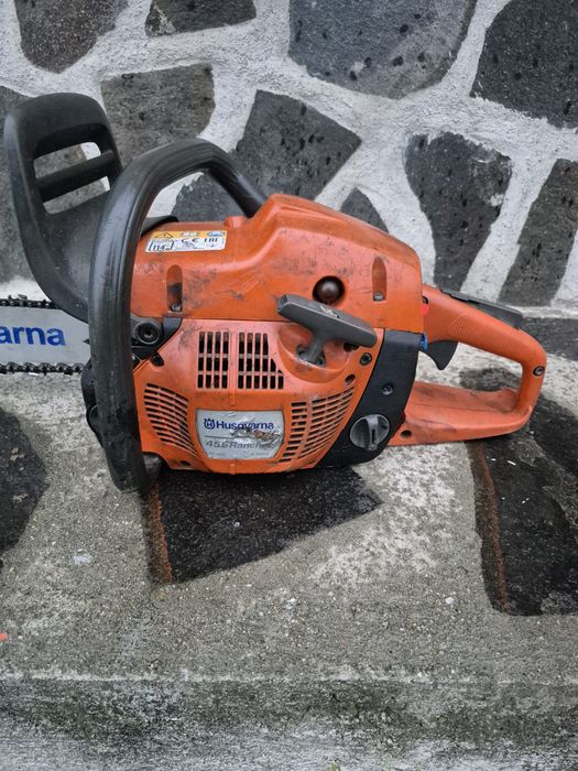 Vând drujbă Husqvarna 455 Rancher, 3.5 CP(2.6KW), lamă și lanț de 40cm