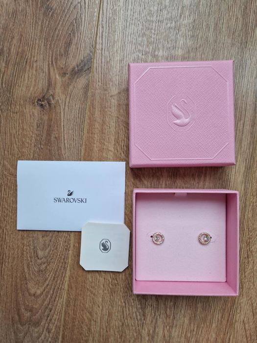 Дамски обеци Blush и Swarovski