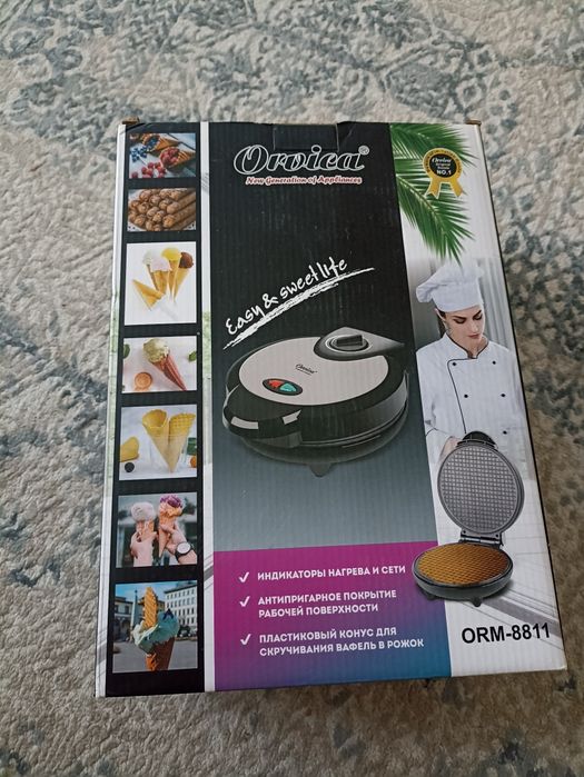 Но овая. Вафельница. Недорого