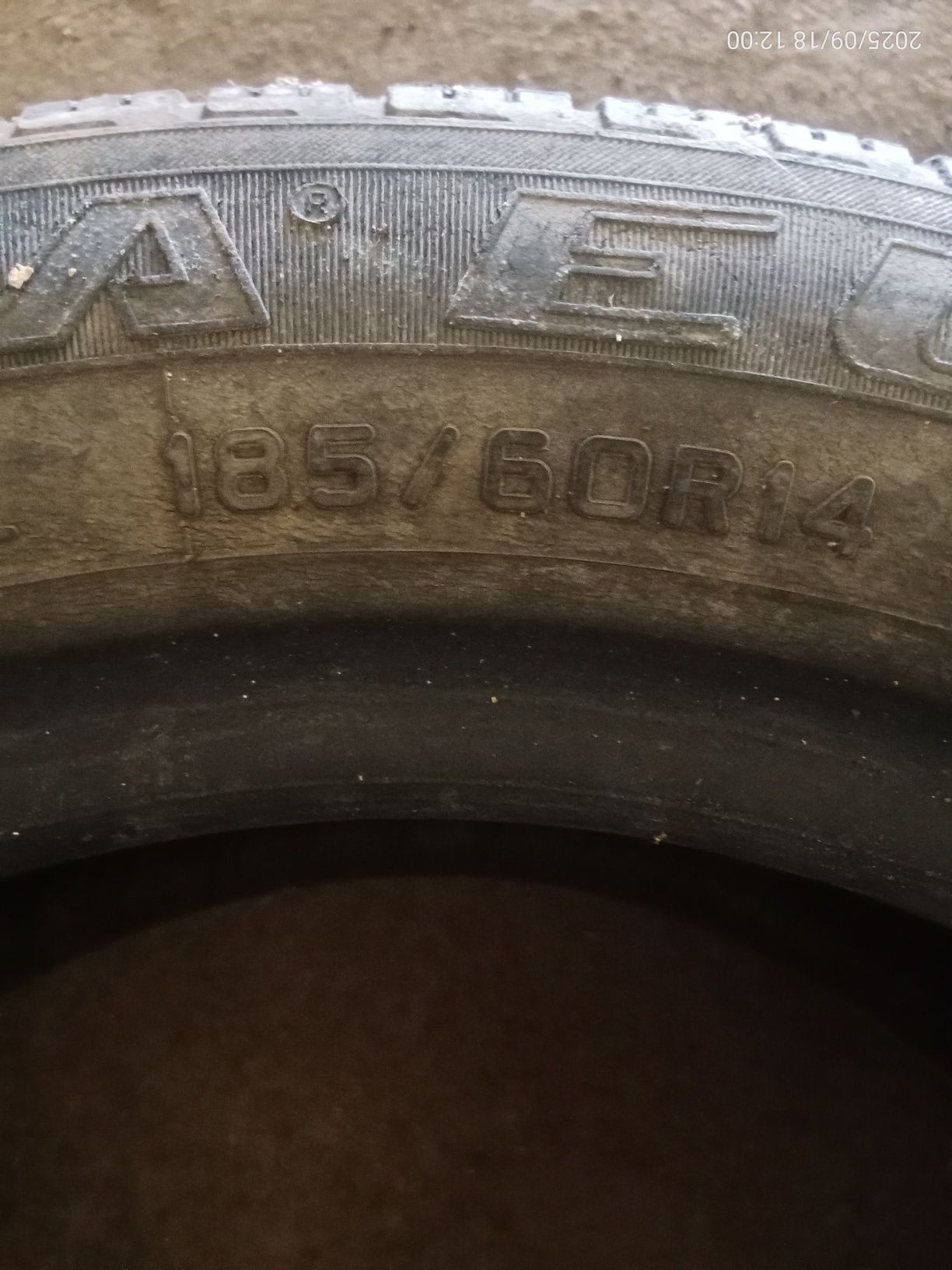 Продам шины на  185*60 R 14