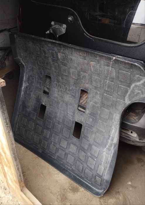 Коврик багажника Prado 120