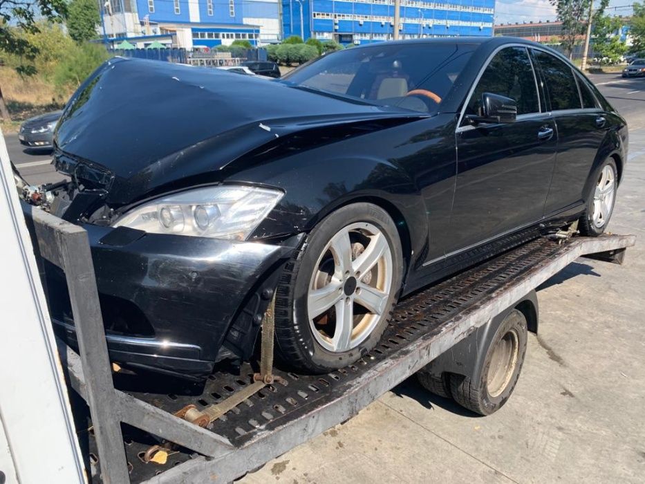 Dezmembrez mercedes s class w221 facelift w221 450 cdi/volan stanga/