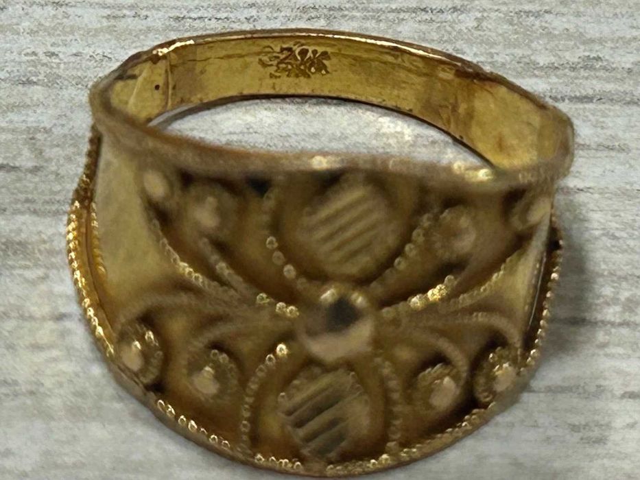 Златен пръстен 21 К  875 / 2,46 гр.