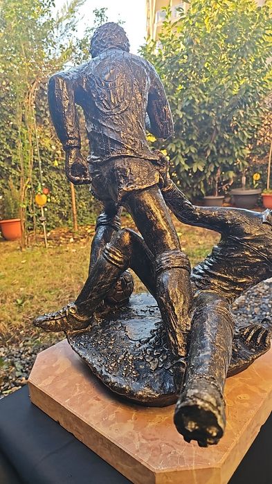 Vand sculptura "Il calcio"