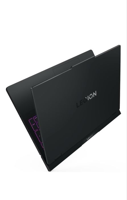 Laptop gaming Lenovo Legion pro 5 RTX 5060, AMD Ryzen 9