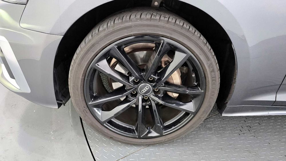 Audi A5 40 TDI Quattro Premium Sportback   21