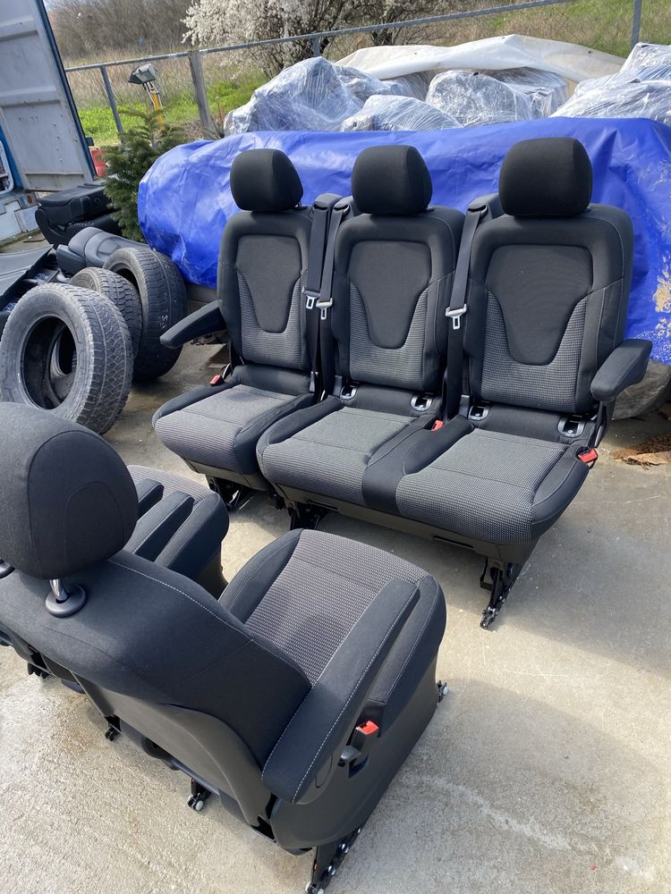 Interior V class banchete si scaune originale