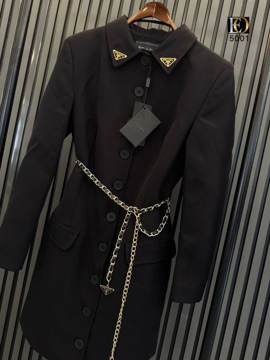 Prada model superb