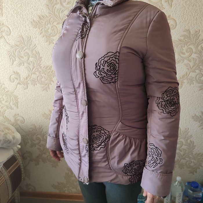 Куртка женская, лёгкая и теплая