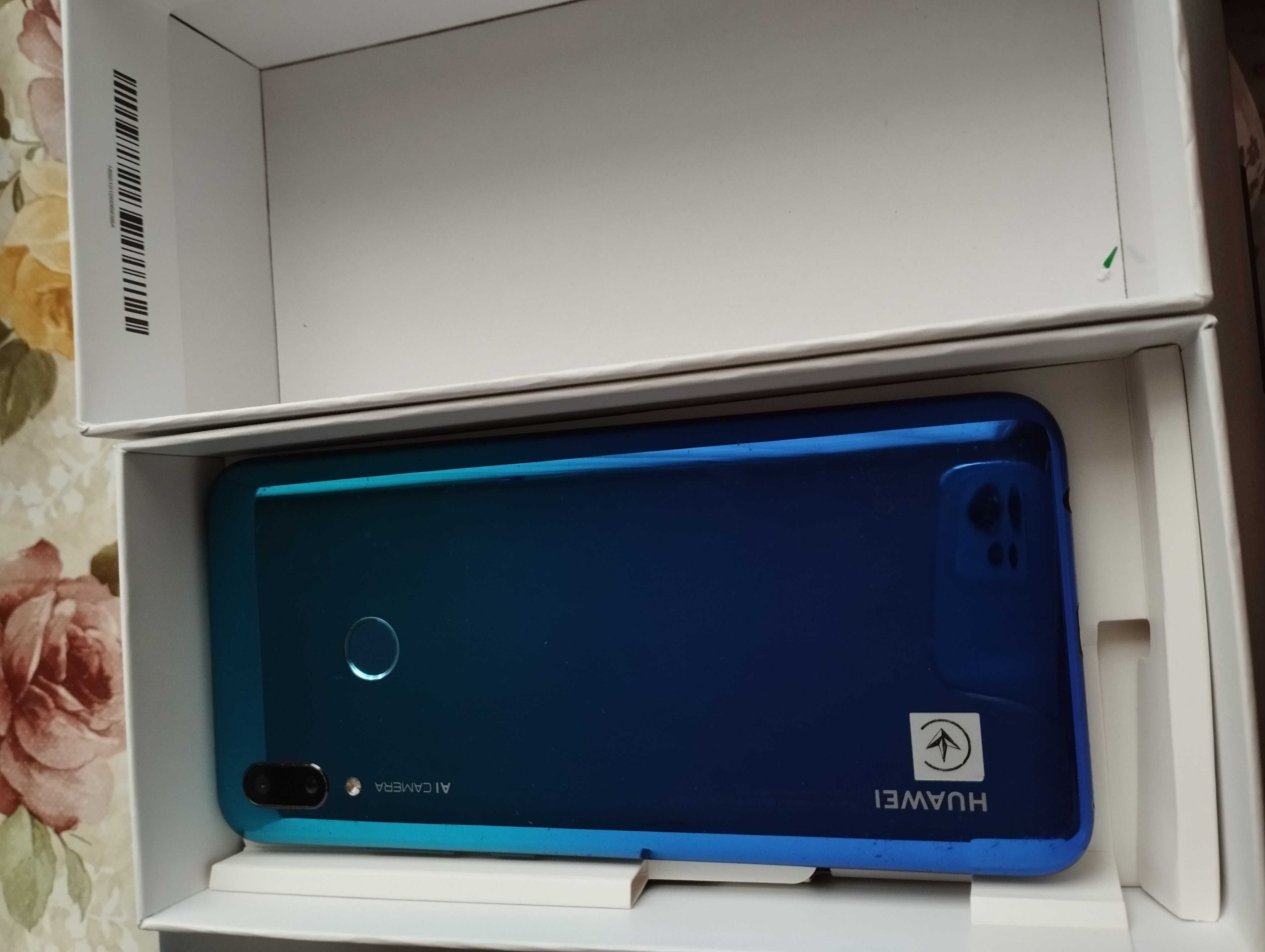 Смартфон Huawei P smart 2019 Aurora Blue