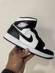 Nike Air Jordan 1 Mid