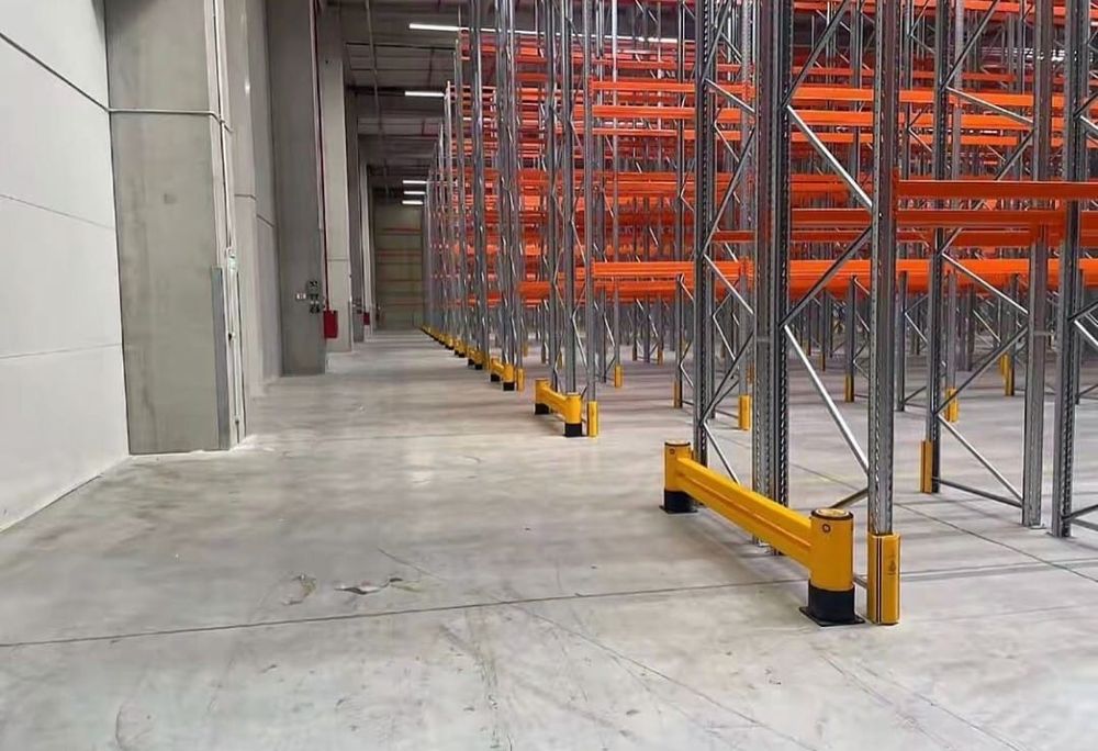 Rafturi profesionale reglabile, pret mic 70lei70