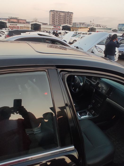 Продаётся epica чёрного цвета имеется газ метан четвёртое поколение на