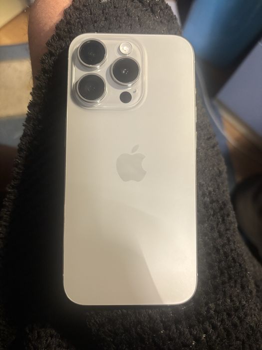 Iphone 15 pro natural titanium pret fix