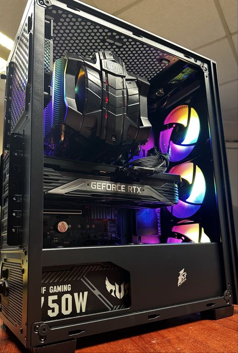 Геймърски компютър, full hd, Intel i7, rtx 3070, 16gb