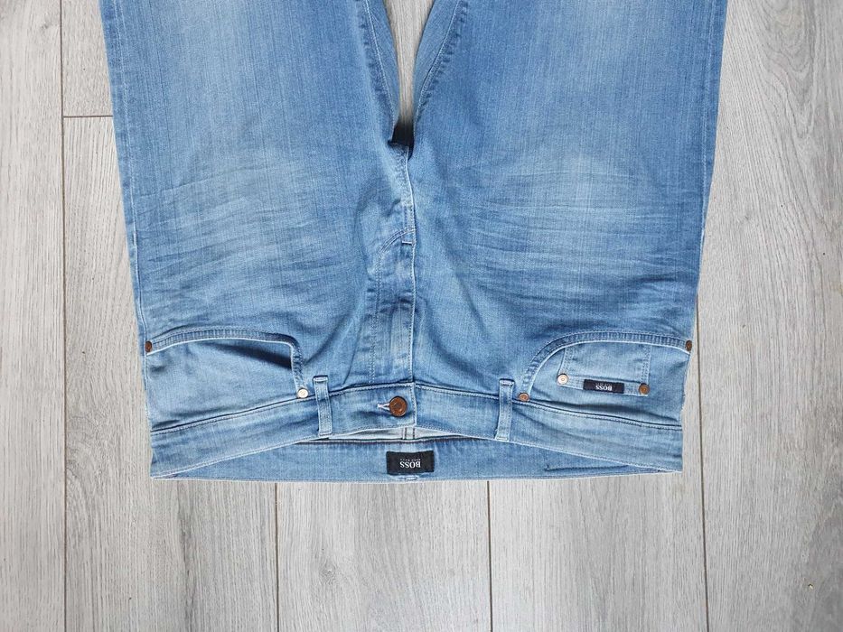 Blugi HUGO BOSS "Maine Regular Fit" - Marime W36 L34 (Talie 98 cm)