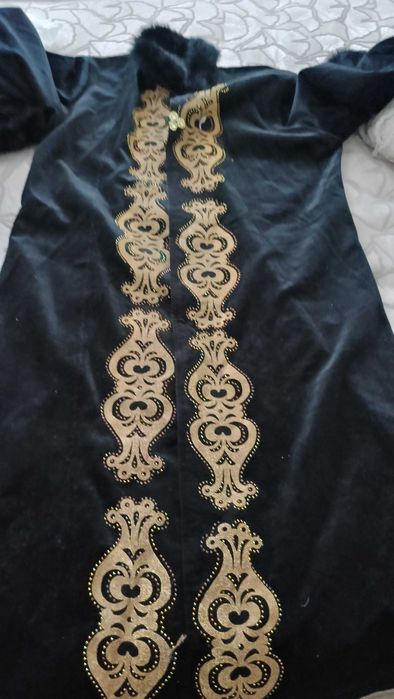 Продам новый шапан -кажекей