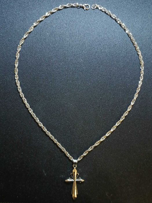 Colier și cruciuliță din oțel inoxidabil