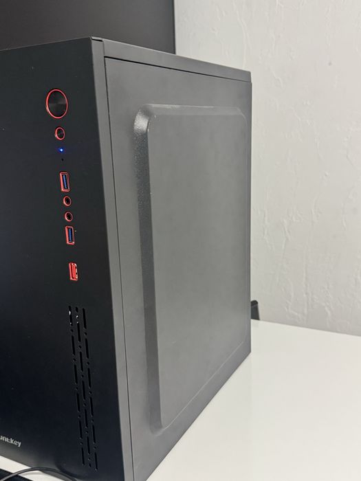 Компьютер Radeon RX 580 Series Intel(R) Core(TM) i5-7400 CPU