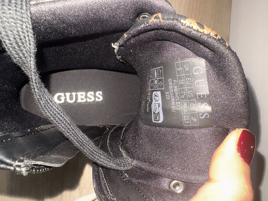 Дамски боти Guess