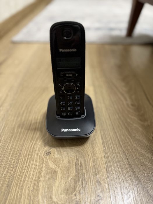 Продам дрмашний телефон panasonic