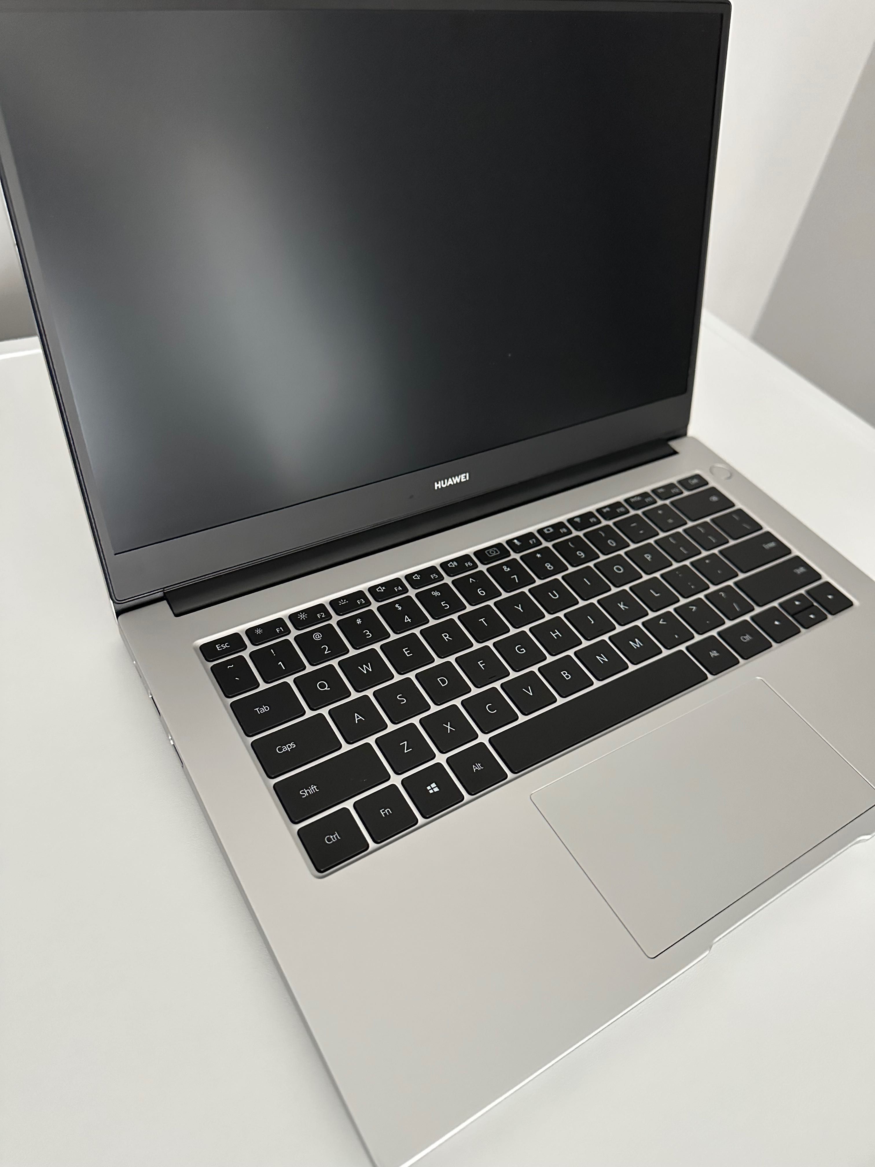 Huawei MateBook D14