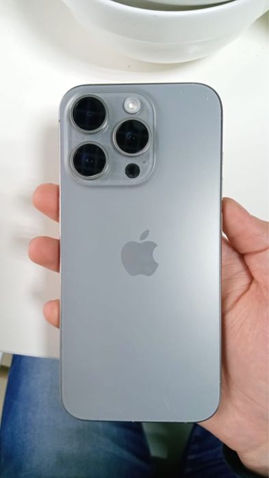 Продается телефон Aiphone 15 Pro