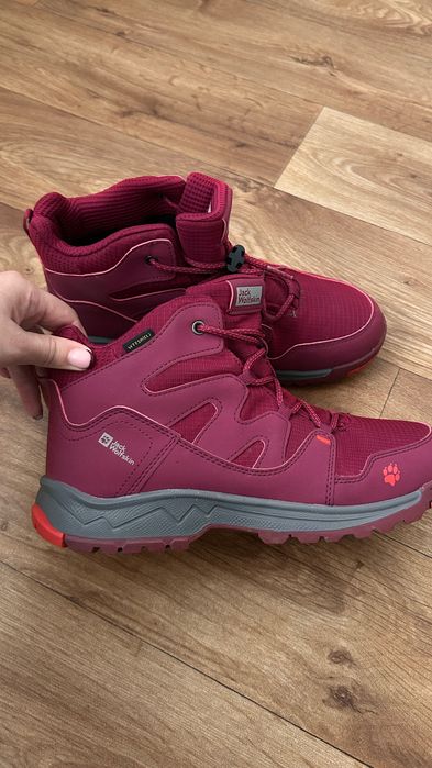 Зимни дамски обувки