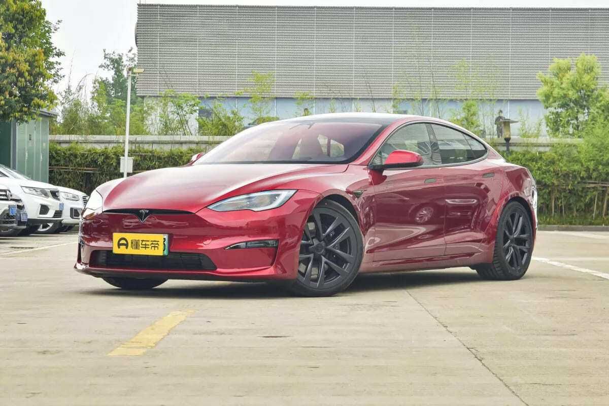 Tesla Model 3, Model Y и Model S 2025 только по заказу в краткие сроки