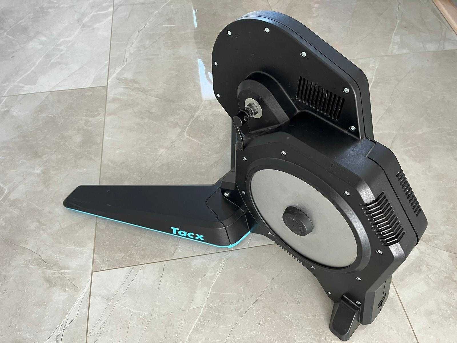 Tacx Flux 2 Smart T2980 home trainer smart direct-drive